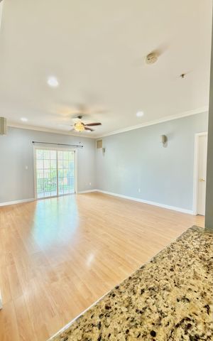 914 Del Negro Ct, South Plainfield, NJ 07080