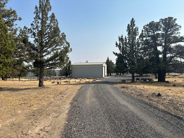11855 SW Yucca Flats Ln, Culver, OR 97734
