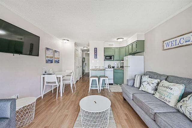 6102 Seawall Blvd #217, Galveston, TX 77551
