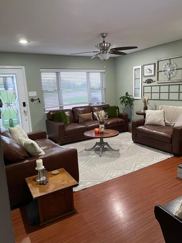 714 Kaywood Ln, Saint Louis, MO 63129