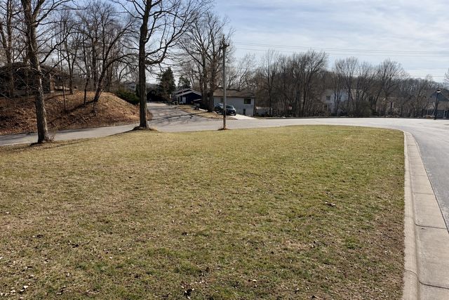 Manitou Rd NE, Prior Lake, MN 55372