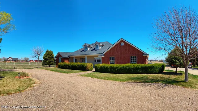 308 Country Club Dr, Canyon, TX 79015
