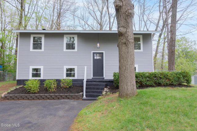 44 Trottingham Road, Saratoga Springs, NY 12866