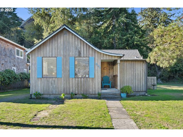 540 N  Larch St, Cannon Beach, OR 97110