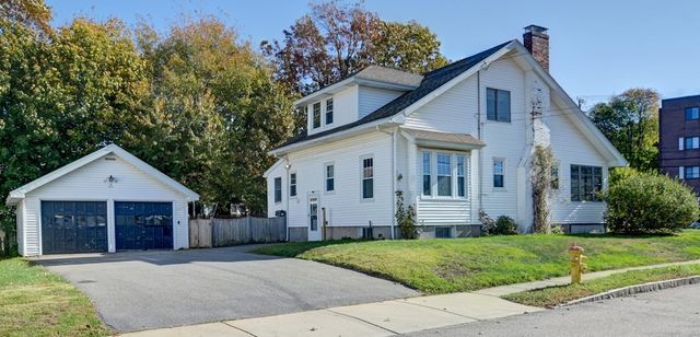 80 Chickatabot Rd, Quincy, MA 02169