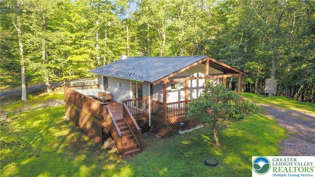 492 Wooddale Rd, East Stroudsburg, PA 18302