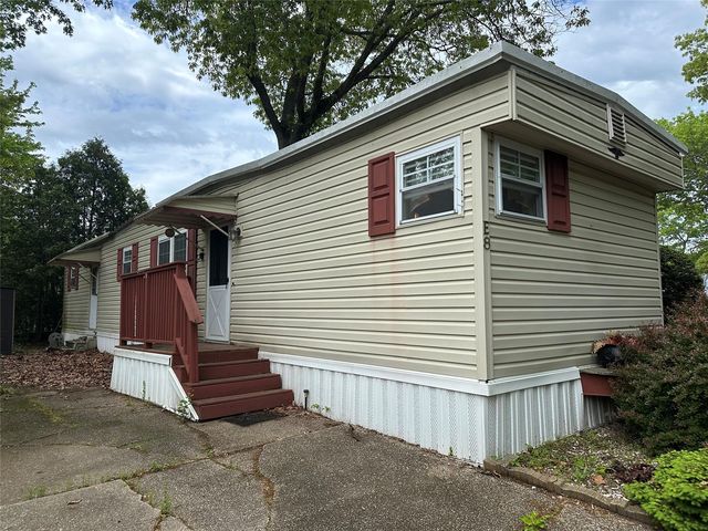 658  E8 Sound Avenue, Calverton, NY 11933