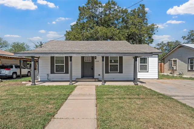3530 Bluebird St, Waco, TX 76705