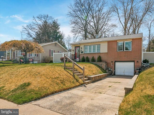 206 Overlook Ave, Willow Grove, PA 19090
