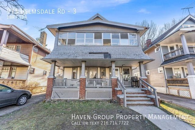 913 Helmsdale Rd #3, Cleveland, OH 44112
