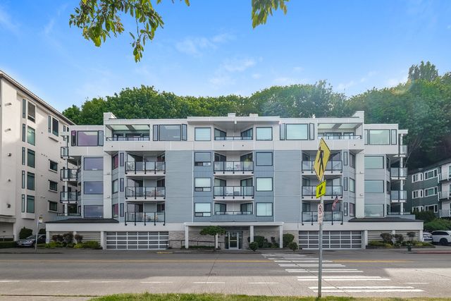 1639 Harbor Ave  SW #301, Seattle, WA 98126
