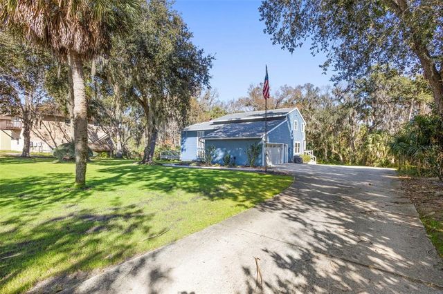 385 E  Country Circle Dr, Port Orange, FL 32128