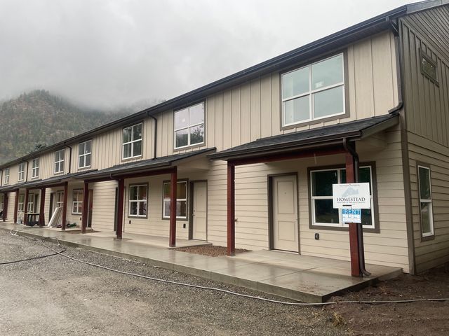 143 Railroad Ave, Alberton, MT 59820
