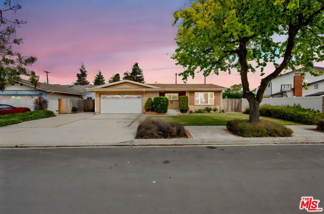 1767 Dunnigan St, Camarillo, CA 93010