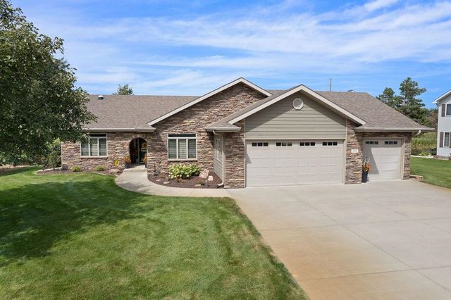 3426 53rd St, Columbus, NE 68601