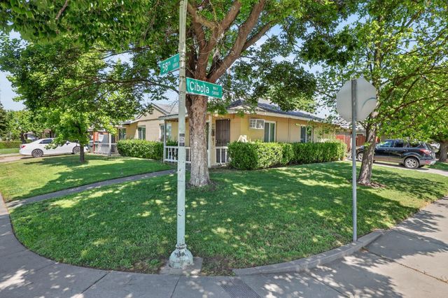 5011 58th St, Sacramento, CA 95820