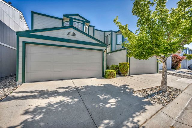 3932 Village Dr, Carson City, NV 89701