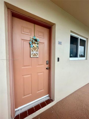 5945 Del Lago Cir #307, Sunrise, FL 33313