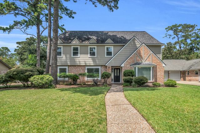 11914 Moorcreek Dr, Houston, TX 77070