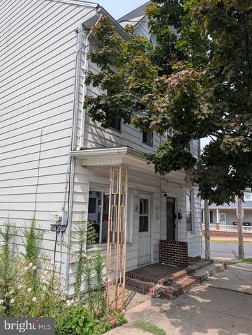 102 S  Hickory St, Mount Carmel, PA 17851