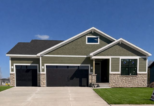 1625 NW Parkside Ln, Waukee, IA 50263