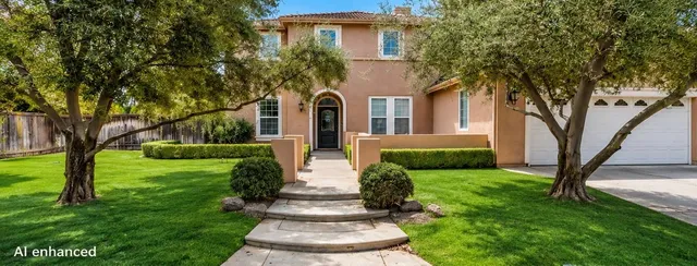 11073 E  Le Conte Pass Ct, Clovis, CA 93619