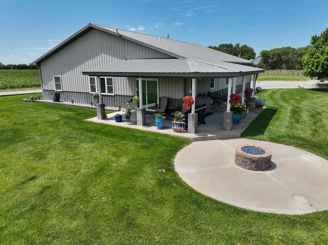 52275 848th Rd, Neligh, NE 68756