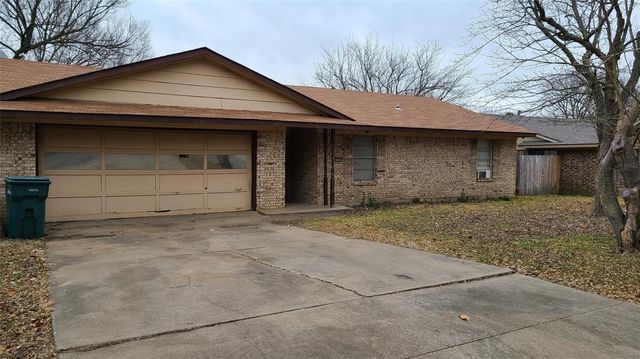817 S  Valentine Dr, Sherman, TX 75090