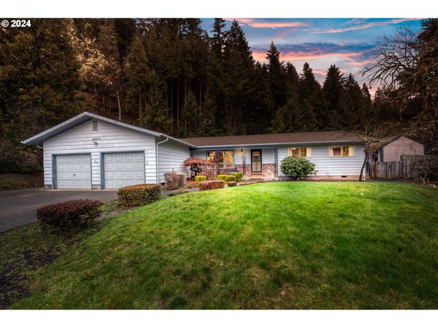 47437 W  2nd St, Oakridge, OR 97463