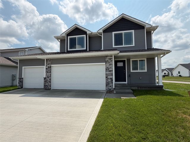 4215 NW 17th Ct, Ankeny, IA 50023