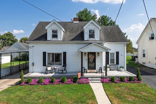 8 Kelly Ave, Williamstown, KY 41097