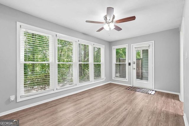 3019 Canyon Point Cir, Roswell, GA 30076