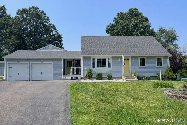 137 Yantic Lane, Norwich, CT 06360