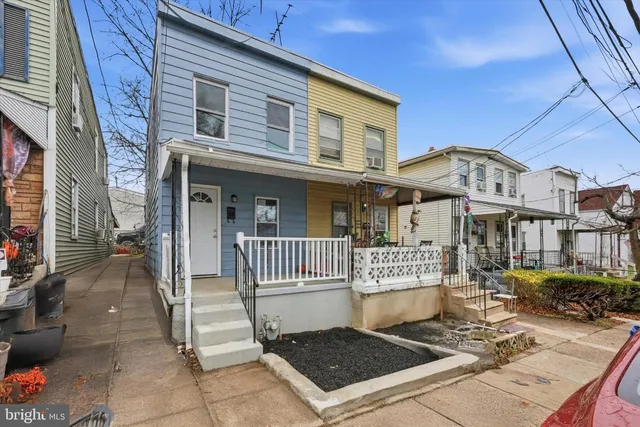 1335 Green St, Linwood, PA 19061