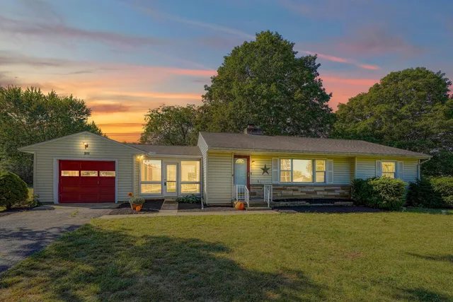 311 Tarlton Rd, Circleville, OH 43113