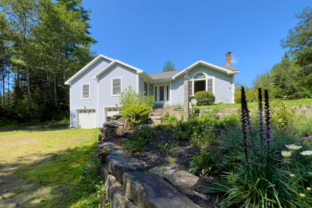 24 Marble Ledge Drive, Boothbay, ME 04537