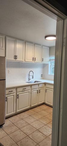 7705 Debbie Dr #C, Volente, TX 78641