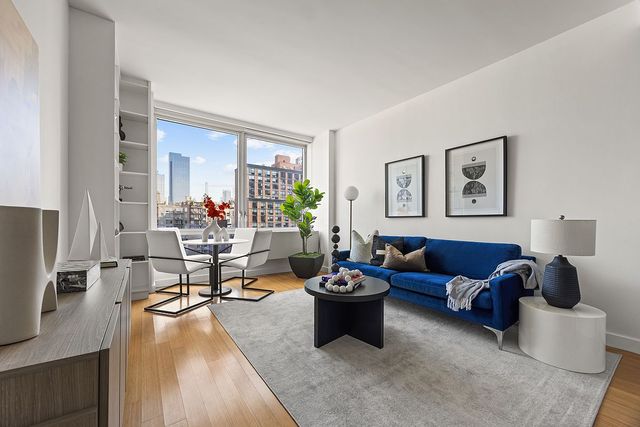 450 W  17th St #1103, New York, NY 10011