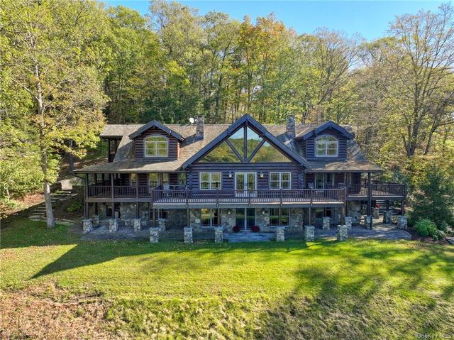 672 Plutarch Road, Highland, NY 12528