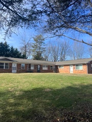 205 N  2nd Ave #2, Jonesborough, TN 37659
