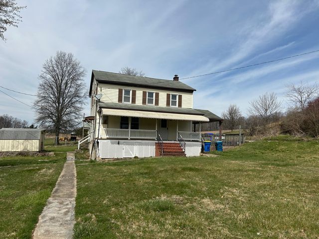 1318 Bartenslager Rd   #A, New Freedom, PA 17349