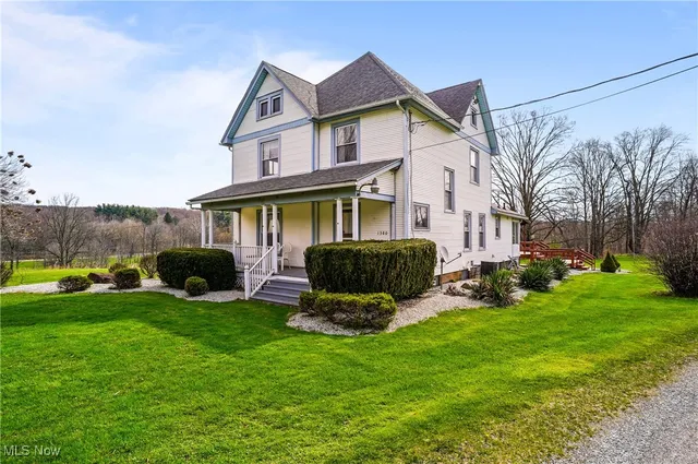 1370 Custer Orangeville Rd, Masury, OH 44438