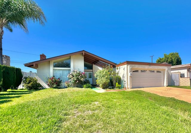 2735 E  Valley View Ave, West Covina, CA 91792