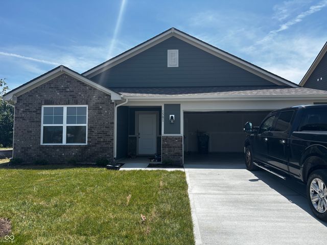 1501 Western Ridge Pl, Greenwood, IN 46143