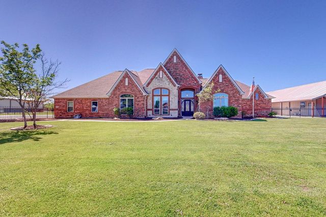 8816 S  Water Tower Rd, Fort Worth, TX 76179