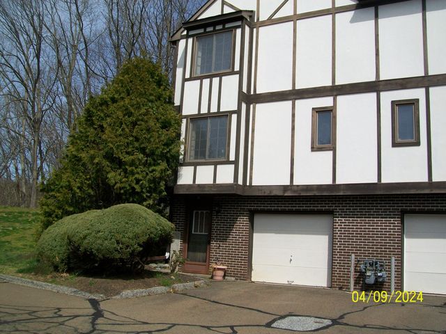 204 New Haven Ave #7A, Derby, CT 06418