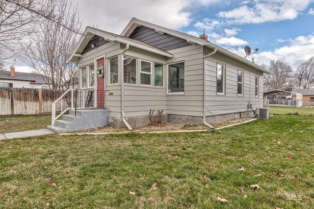 1012 10th Ave S, Nampa, ID 83651
