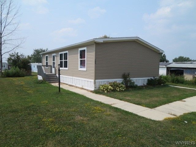 109 E  Canyon Dr, Hamburg, NY 14075