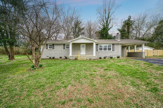 138 Long Meadow Dr, Cookeville, TN 38501