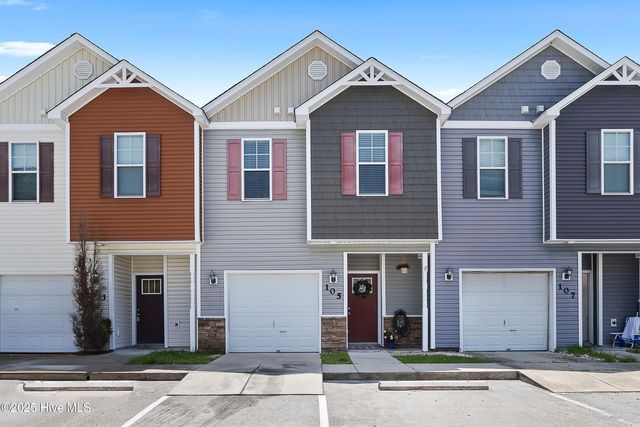 105 Waterstone Lane, Jacksonville, NC 28546